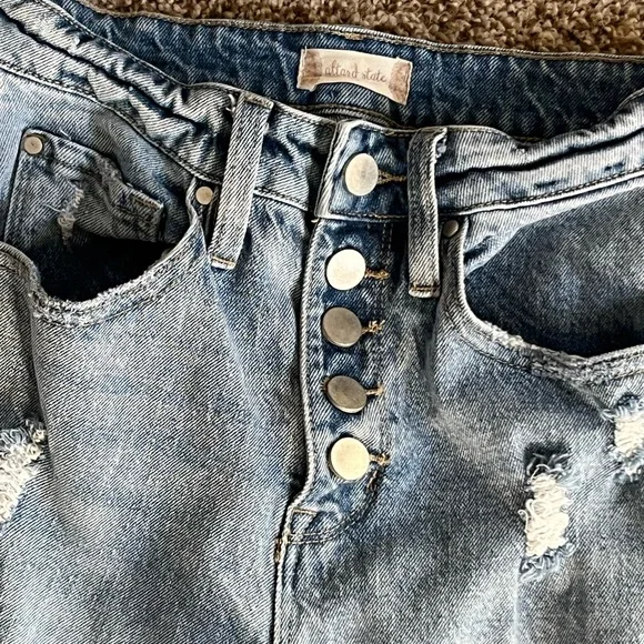 Alter’d State distressed jeans size 1 - Picture 3 of 7